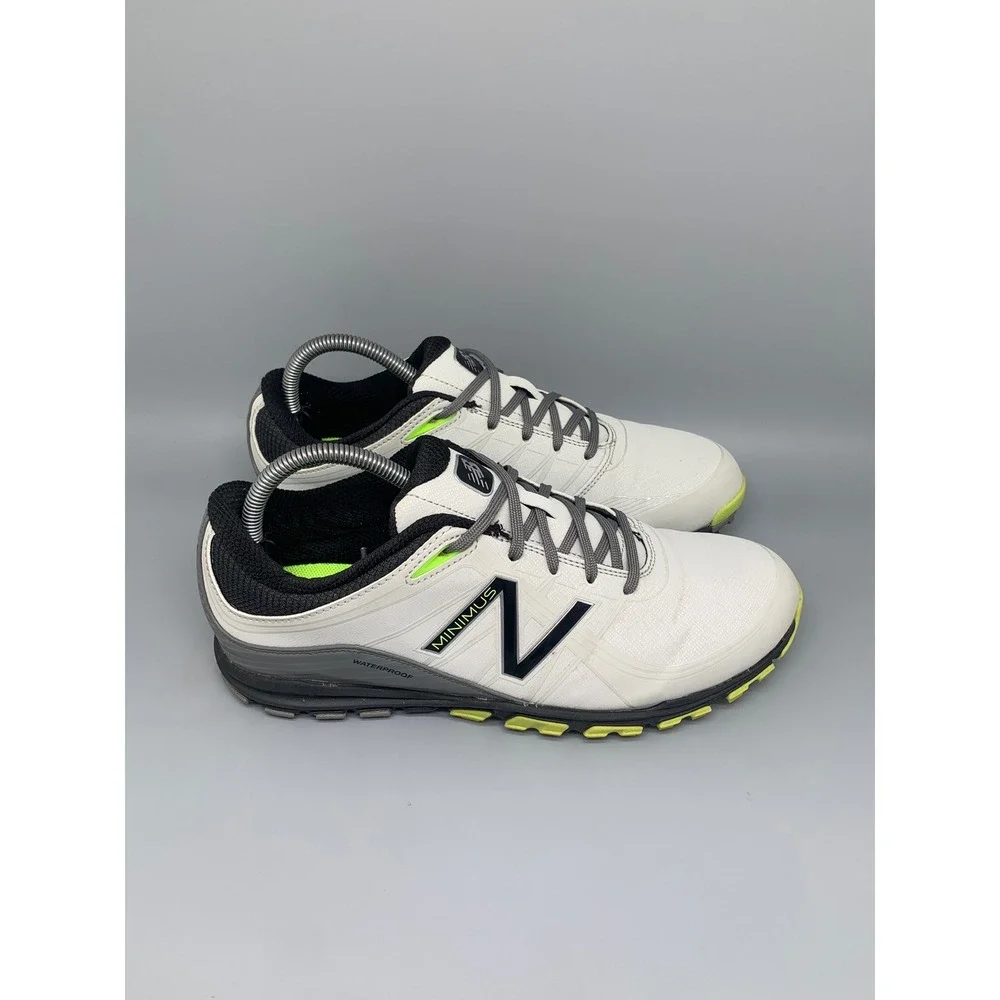 New Balance Minimus White Gray Spikeless‎ Golf Shoes NBG1005 Men's Sz 8.5 2E